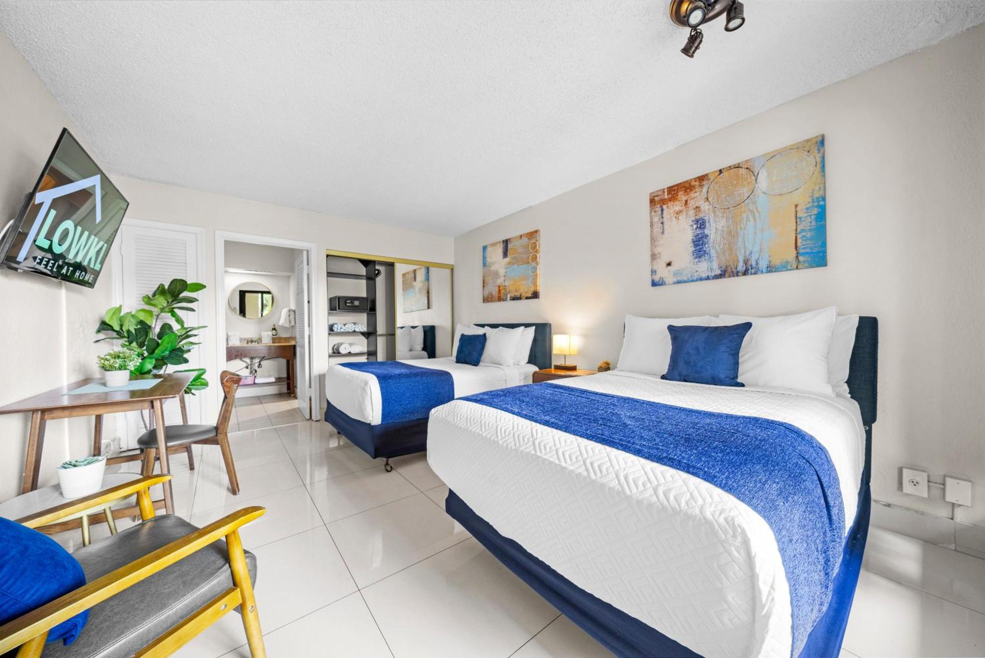 Boca Plaza Hotel Boca Raton Room photo